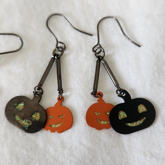 3 Handmade Halloween Dangle Earrings Bundle - Picture 4 of 4